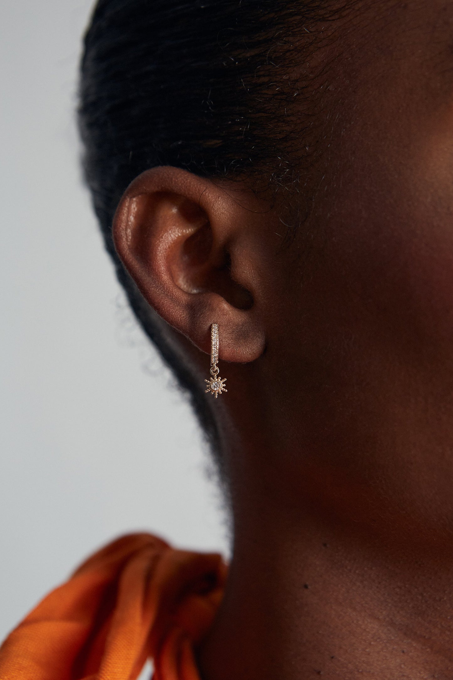 SHINY STAR SINGLE EARRING