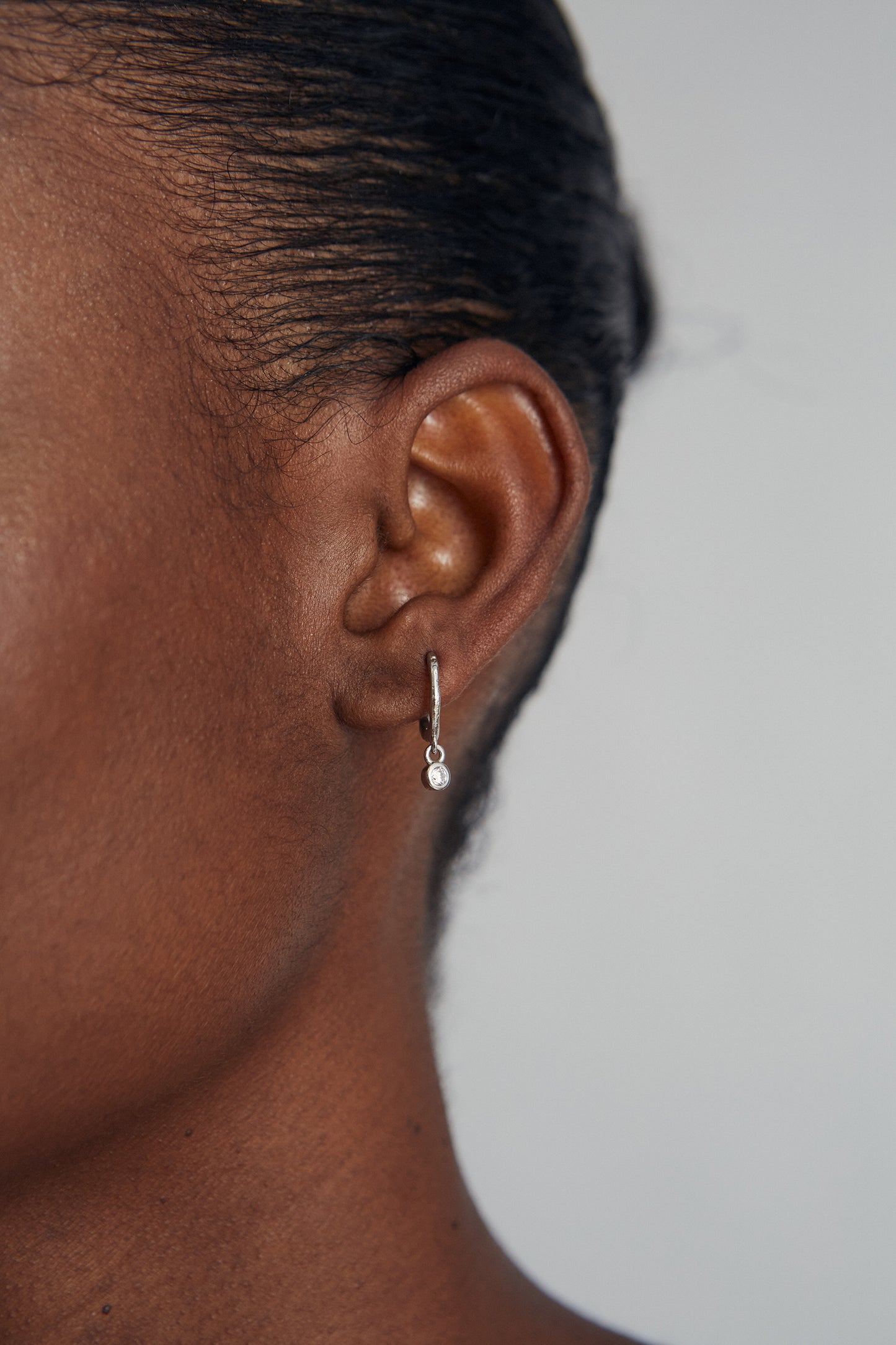 CLASSIC SINGLE EARRING